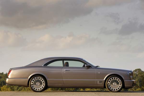 Bentley Brooklands Доска объявлений - AutoRepo: Bentley Brooklands. Официальный дилер Bentley Москва.