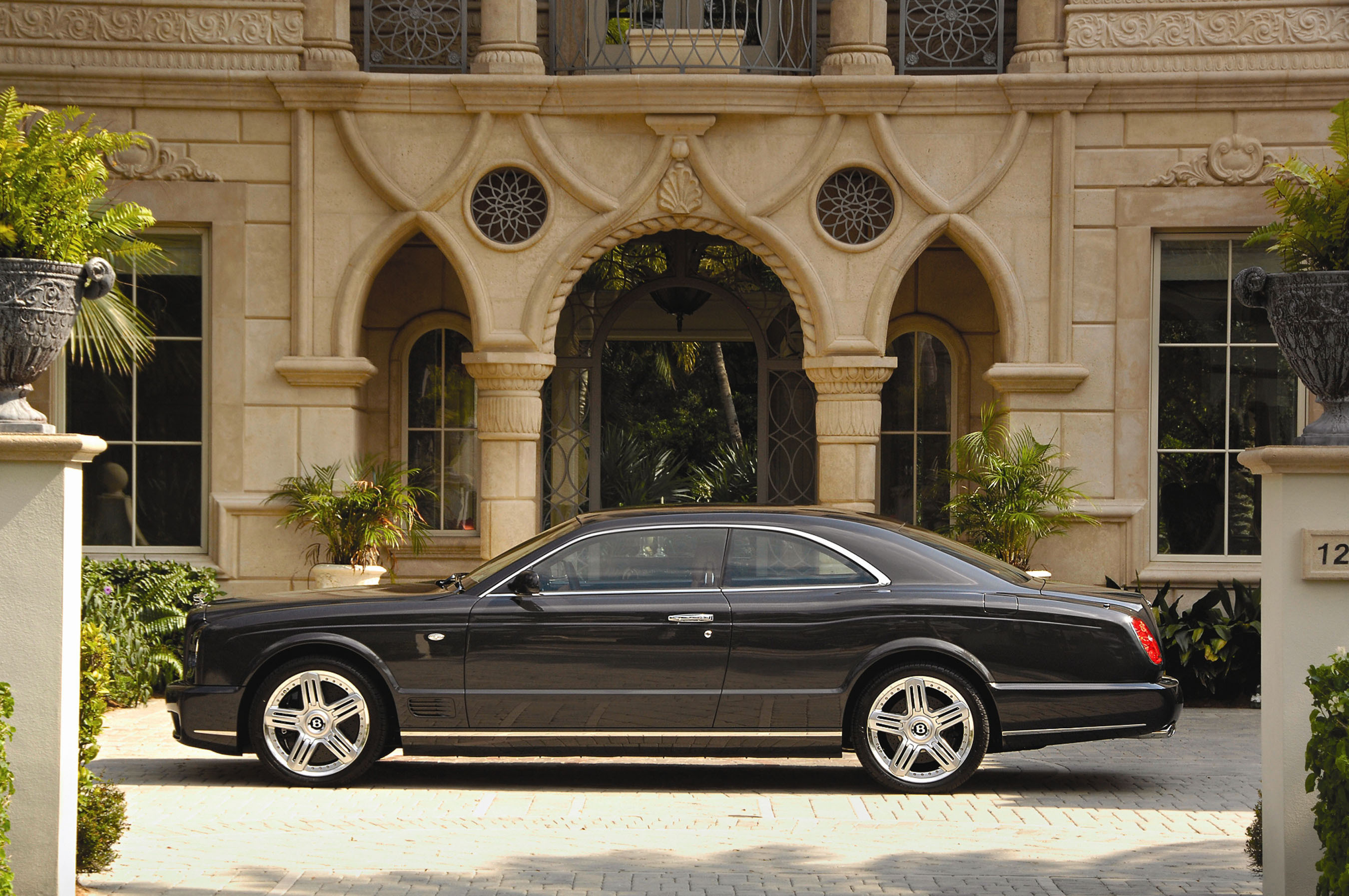 Bentley Brooklands Bentley - как любовь женщины - Bentley Brooklands. Автомобили Bentley.