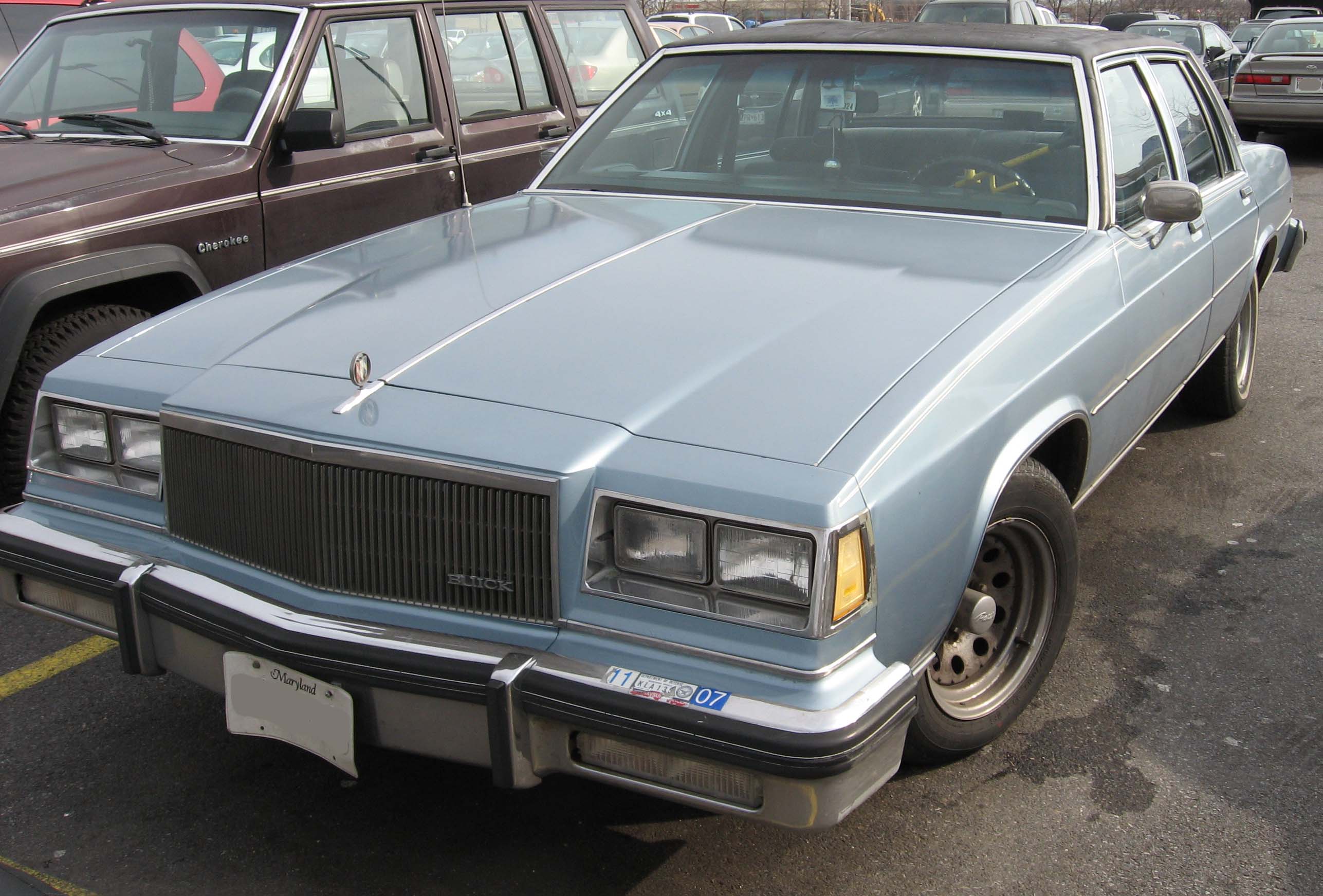 Buick Le Sabre Топ-10 Фирм по залогу авто - Buick Le Sabre.