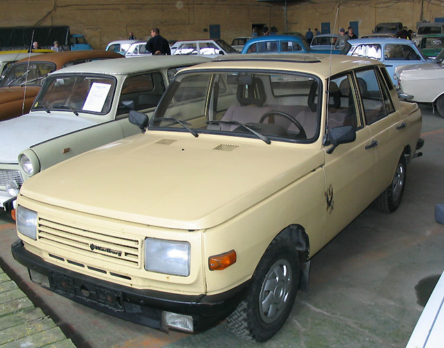 Wartburg 353 Все про залог Авто: Wartburg 353. Wartburg 353 в Москве.