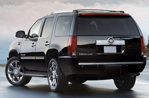Cadillac Escalade Покупаем Подержанные Автомобили - Cadillac Escalade. Cadillac Escalade белого цвета.