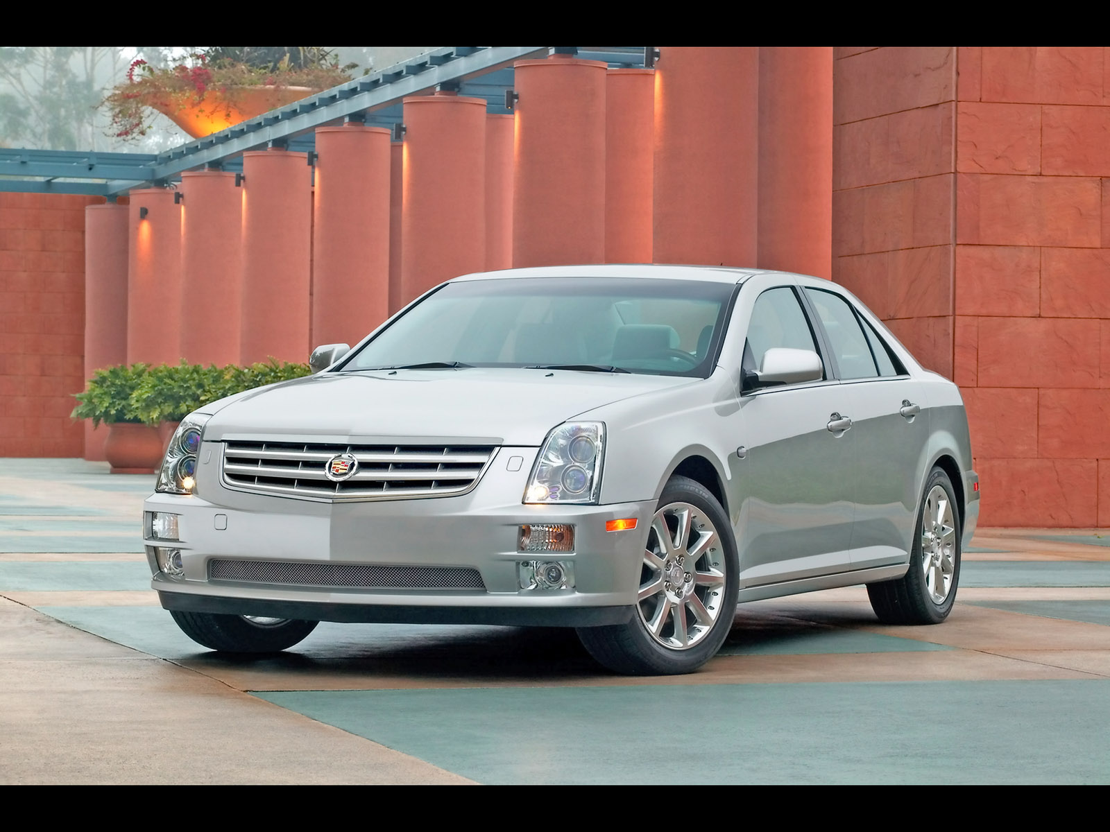 Cadillac STS Cadillac на выгодных условиях: Cadillac STS. Покупаете машину?