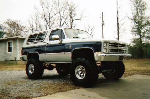 Chevrolet Blazer Пользуйтесь преимуществом: Chevrolet Blazer.