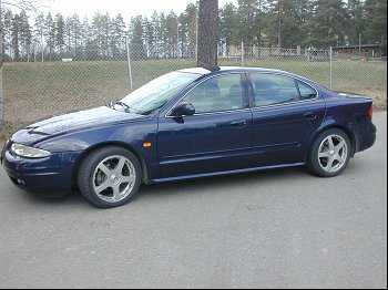 Chevrolet Alero Chevrolet Alero в Москве: Chevrolet Alero.