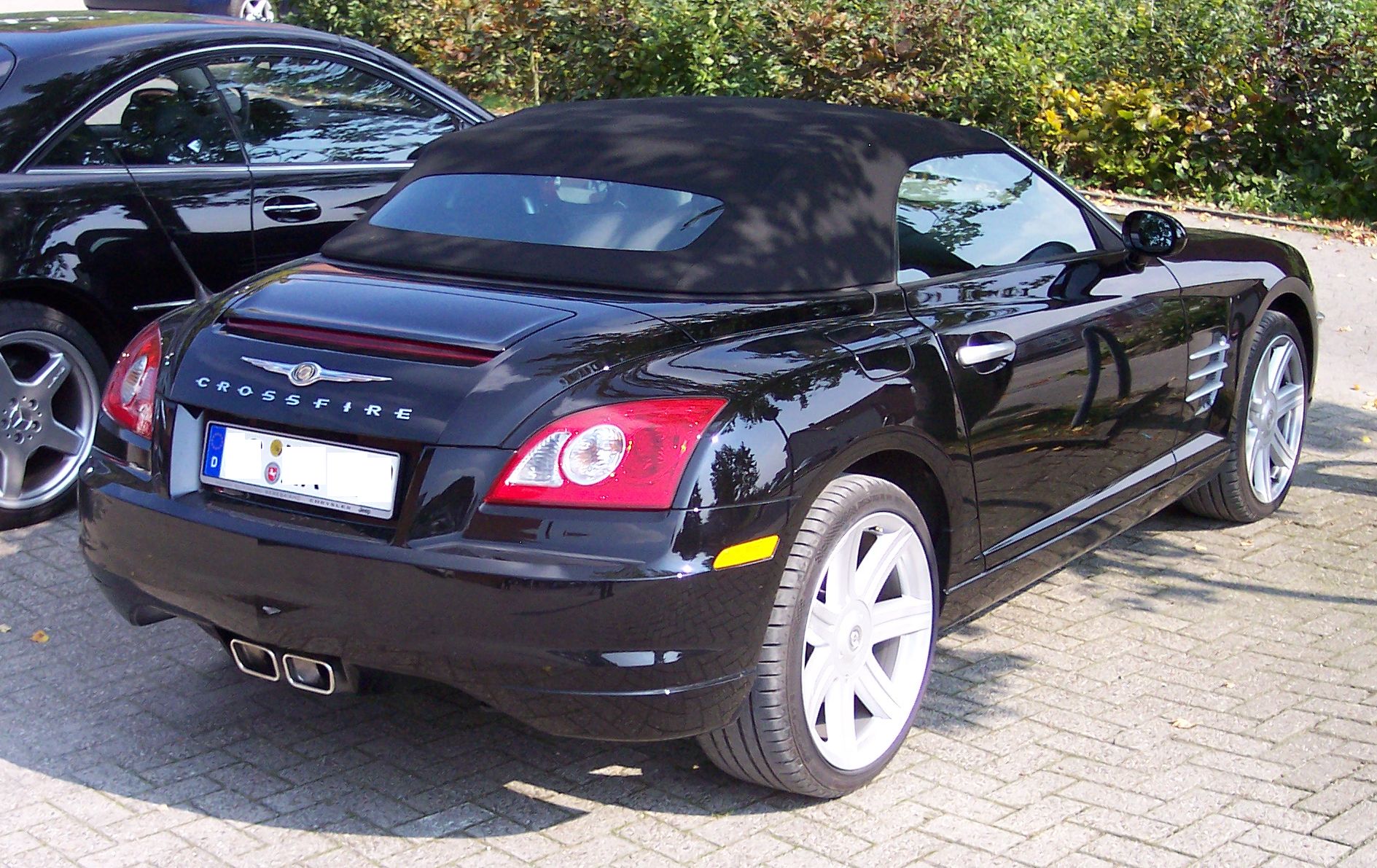 Chrysler Crossfire Продажа Cadillac Escalade Выгодно: Chrysler Crossfire. Все о Chrysler Crossfire.