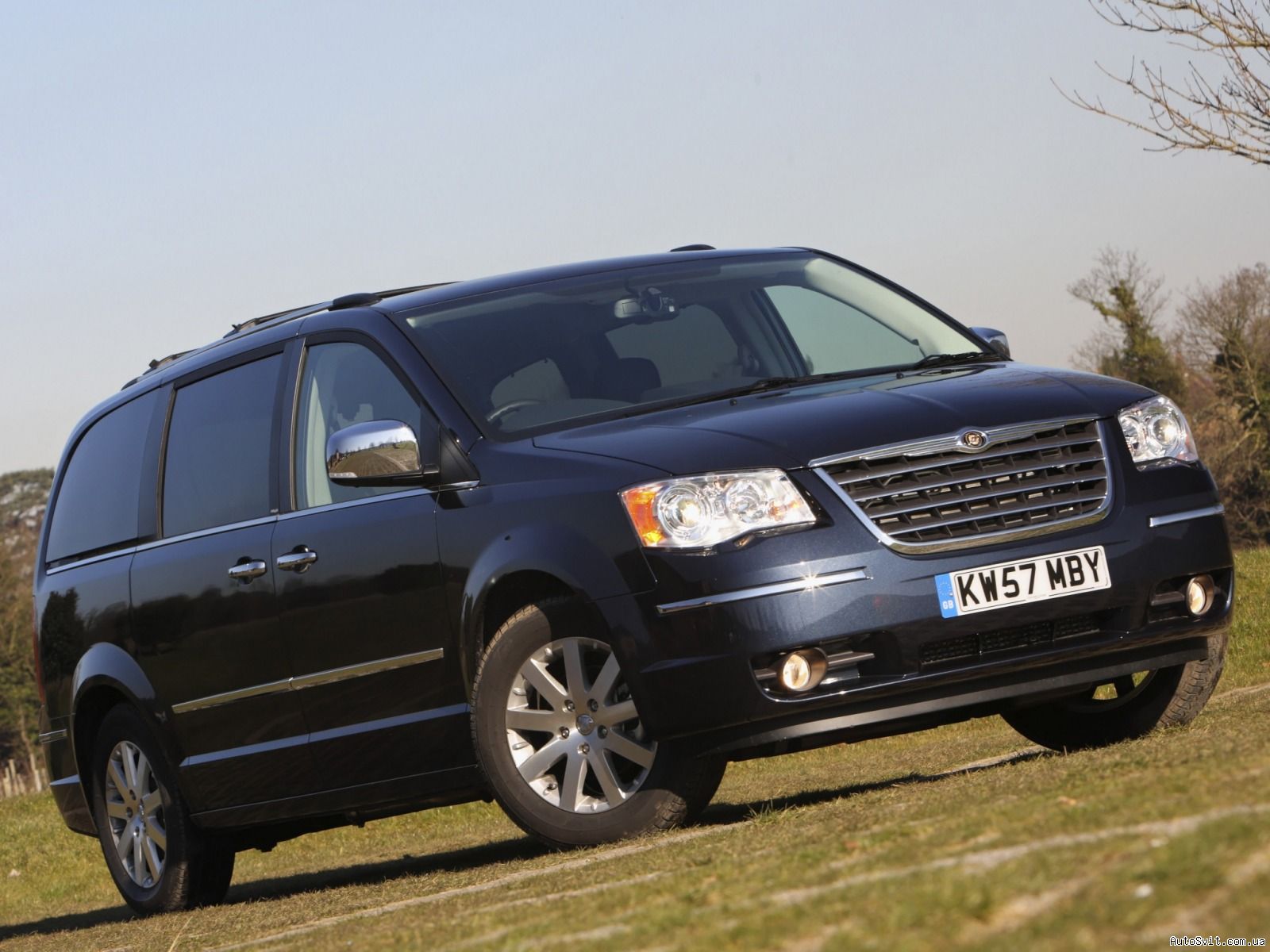 Chrysler Grand Voyager Детали для автомобилей из Америки - Chrysler Grand Voyager. Все про Chrysler Grand Voyager.