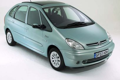 Citroen Picasso Для Citroen Picasso - Citroen Picasso. Энциклопедия современных авто.