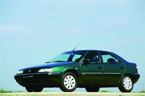 Citroen Xantia Автомобили Citroen Xantia - Citroen Xantia.