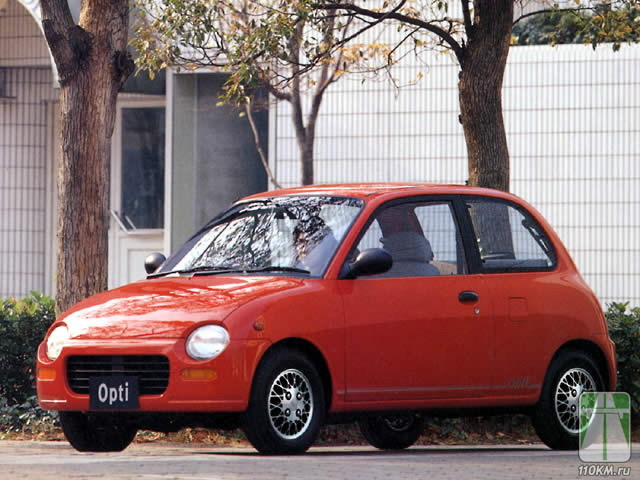 Daihatsu Opti Автомобили Daihatsu: Daihatsu Opti.