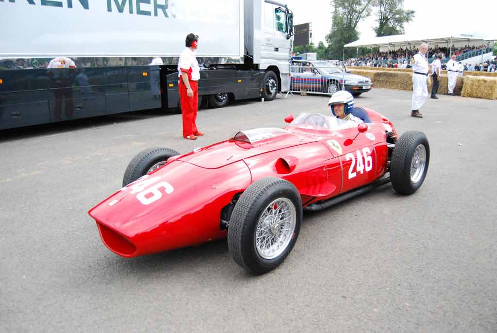 Ferrari 246 Тест-драйв Lamborghini Murcielago - Ferrari 246.