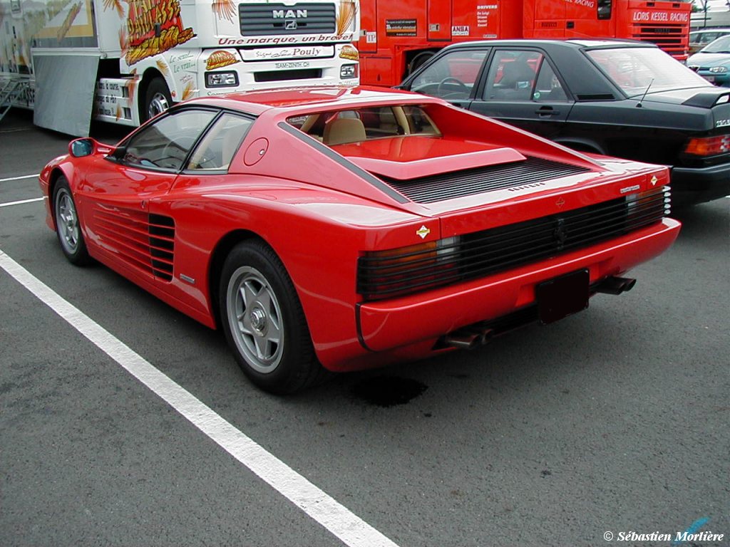 Ferrari Testarossa Ferrari Testarossa в Москве - Ferrari Testarossa.