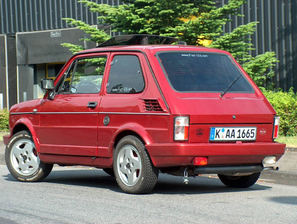 Fiat 126 Автомобили Fiat - Fiat 126. Fiat 126 в Москве.