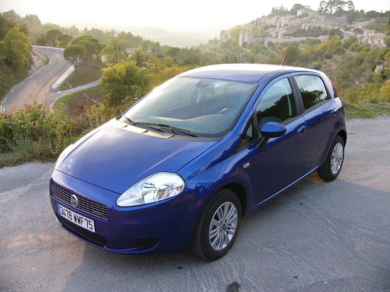 Fiat Punto Энциклопедия современных авто: Fiat Punto.