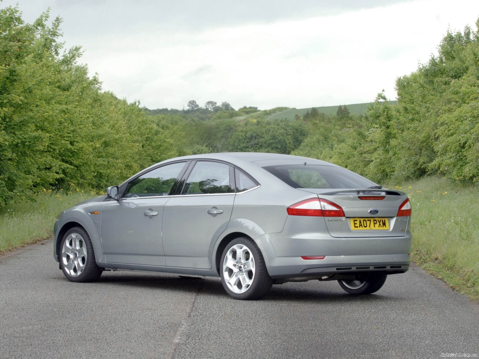 Ford Mondeo Продать авто: Ford Mondeo.