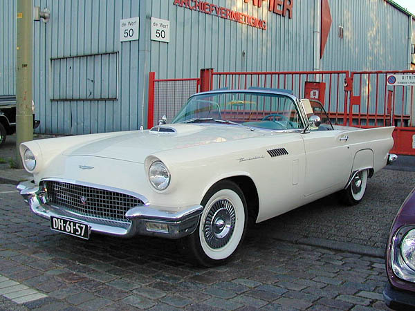 Ford Thunderbird Доска объявлений: Ford Thunderbird. Ford Thunderbird в Москве.