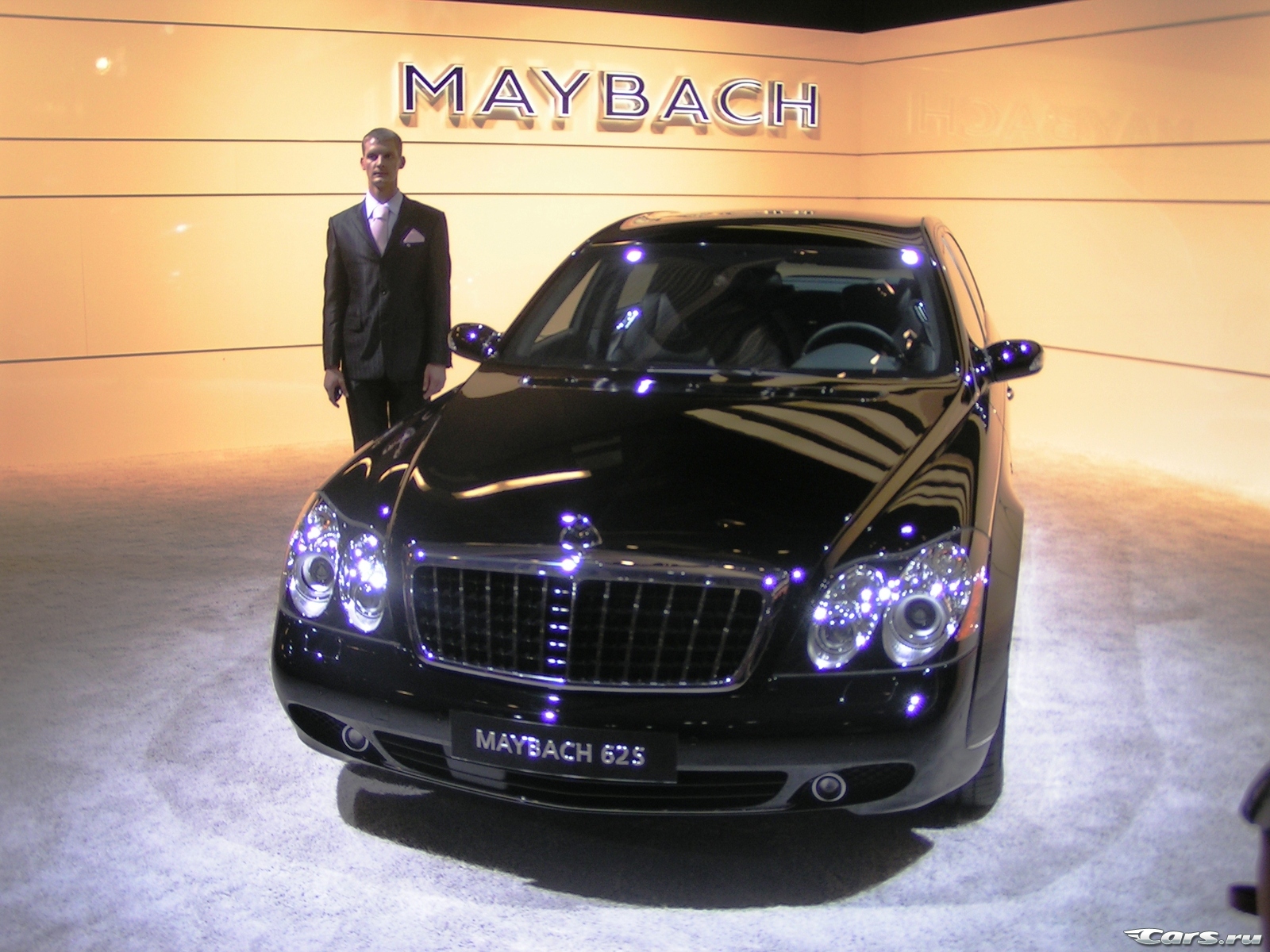 Maybach 62 Ищете авто? Подумайте о Bentley - Maybach 62.