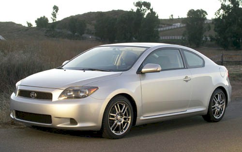 Scion tC Ищете Scion - Scion tC. Автомобили Toyota Scion.