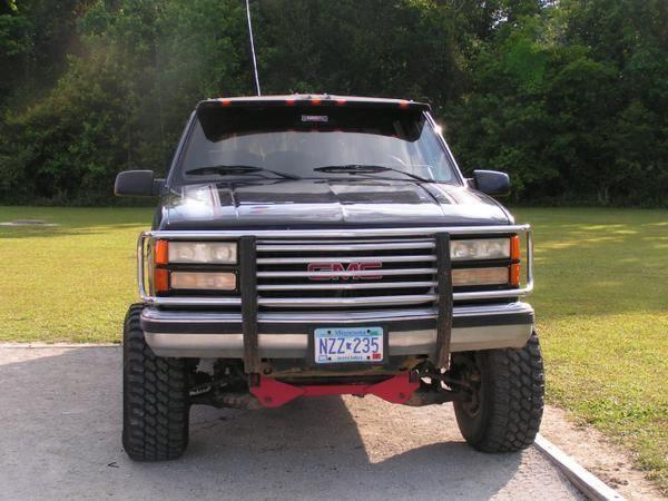 GMC Suburban Land Rover в MusaMotors - GMC Suburban. GMC - Есть всё.