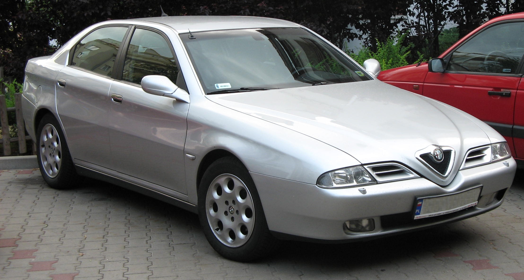 Alfa Romeo 166 Alfa Romeo Книга руководство: Alfa Romeo 166.