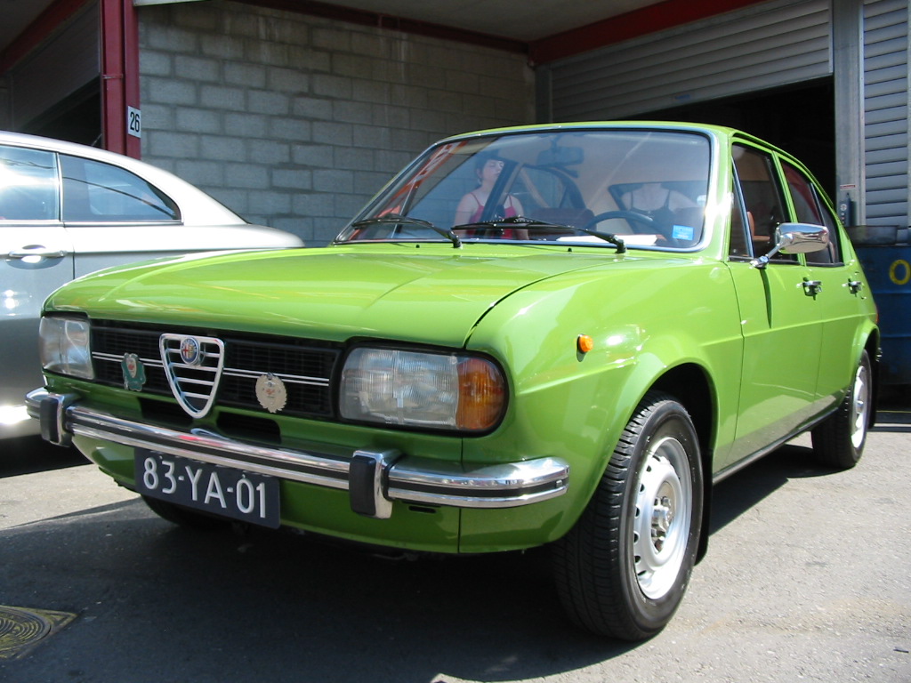 Alfa Romeo Alfasud Все про залог Авто: Alfa Romeo Alfasud. Alfa Romeo Alfasud в Москве.