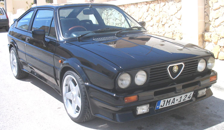 Alfa Romeo Alfasud Загрузи песни: Музыка Ovi: Alfa Romeo Alfasud. Тест-драйв Alfa Romeo Brera.