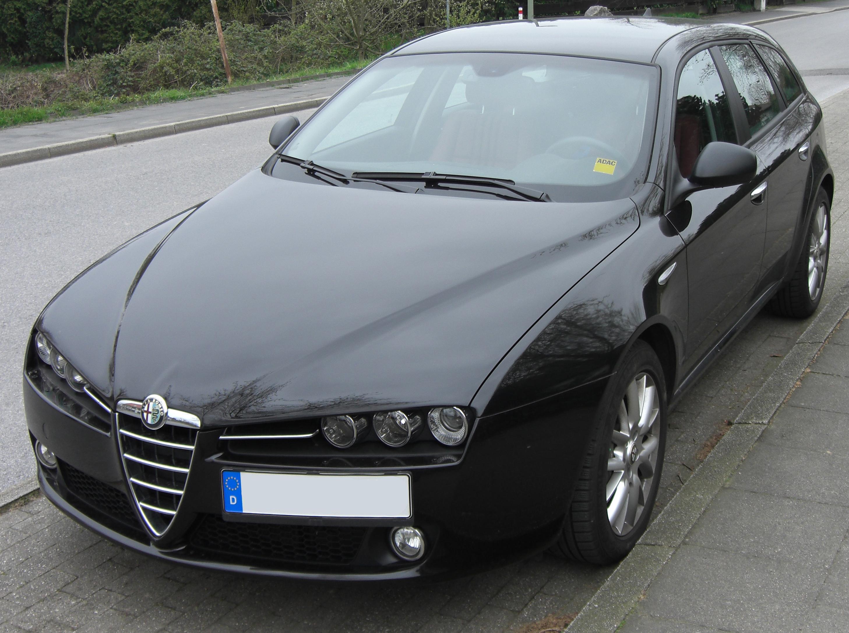 Alfa Romeo 159 Sportwagon Покупаете машину: Alfa Romeo 159 Sportwagon.