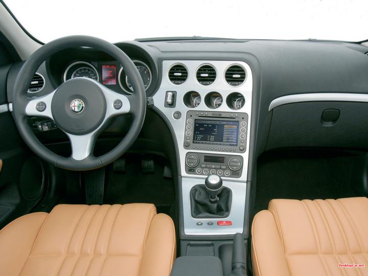 Alfa Romeo 159 Sportwagon Покупаете машину - Alfa Romeo 159 Sportwagon.