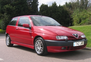 Alfa Romeo 145 Новые и БУ Alfa Romeo 145: Alfa Romeo 145. Alfa. Скидки.