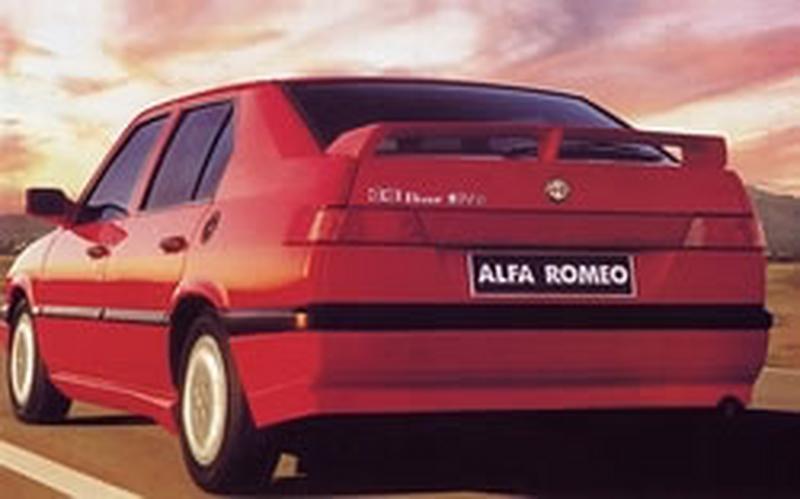 Alfa Romeo 33 Автомобили Alfa Romeo в Москве: Alfa Romeo 33.