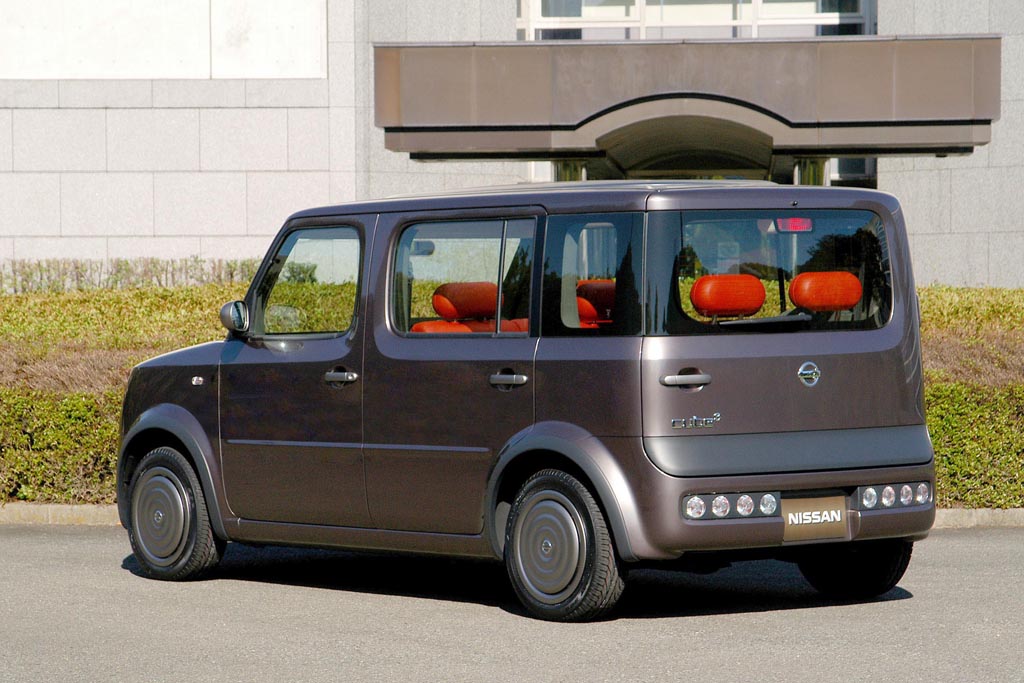 Honda Cube Все о Honda - Honda Cube. Подбор нового автомобиля.