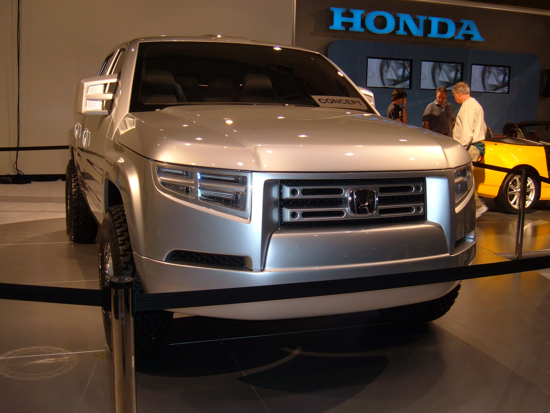 Honda Ridgeline Цена на новые автомобили Honda Ridgeline.