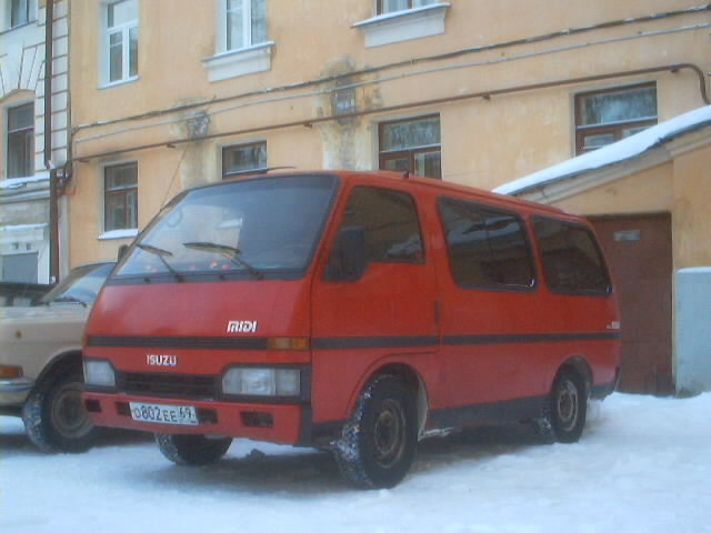 Isuzu Fargo ISUZU - Есть всё: Isuzu Fargo. Грузовики ISUZU NQR-75R в наличии.