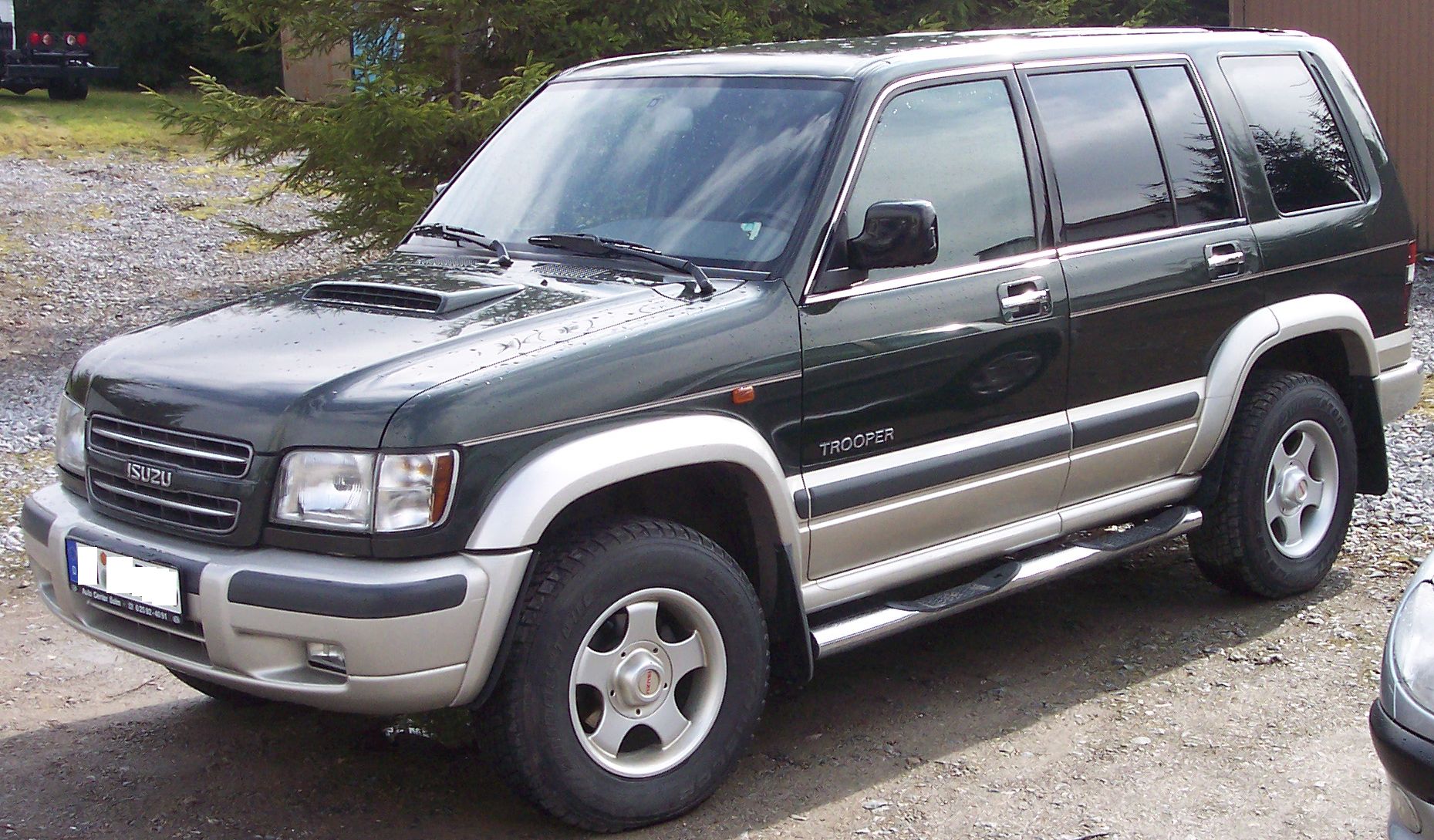 Isuzu Trooper Автомобили Isuzu Trooper - Isuzu Trooper. Грузовики ISUZU в SOLLERS.