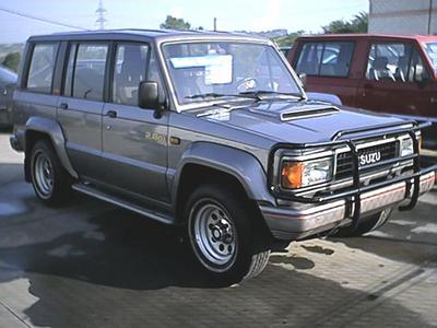 Isuzu Trooper ISUZU от официального дилера - Isuzu Trooper. Официальный дилер ISUZU! Сервис.