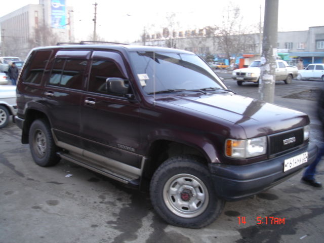 Isuzu Trooper Автомобили Isuzu в Москве - Isuzu Trooper.