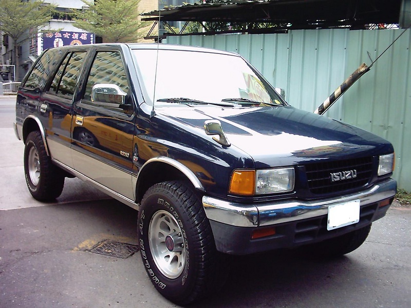 Isuzu Rodeo ISUZU - правильные грузовики: Isuzu Rodeo. Официальный дилер ISUZU! Сервис.