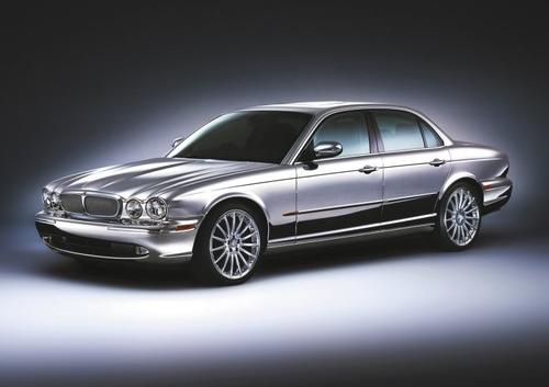 Jaguar XJR Автомобили Jaguar XJR: Jaguar XJR. Ищете Jaguar XJR?