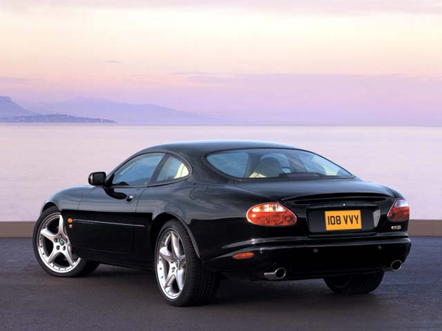 Jaguar XK8 Jaguar XF - выгода 200 000 руб - Jaguar XK8. Все о Jaguar.