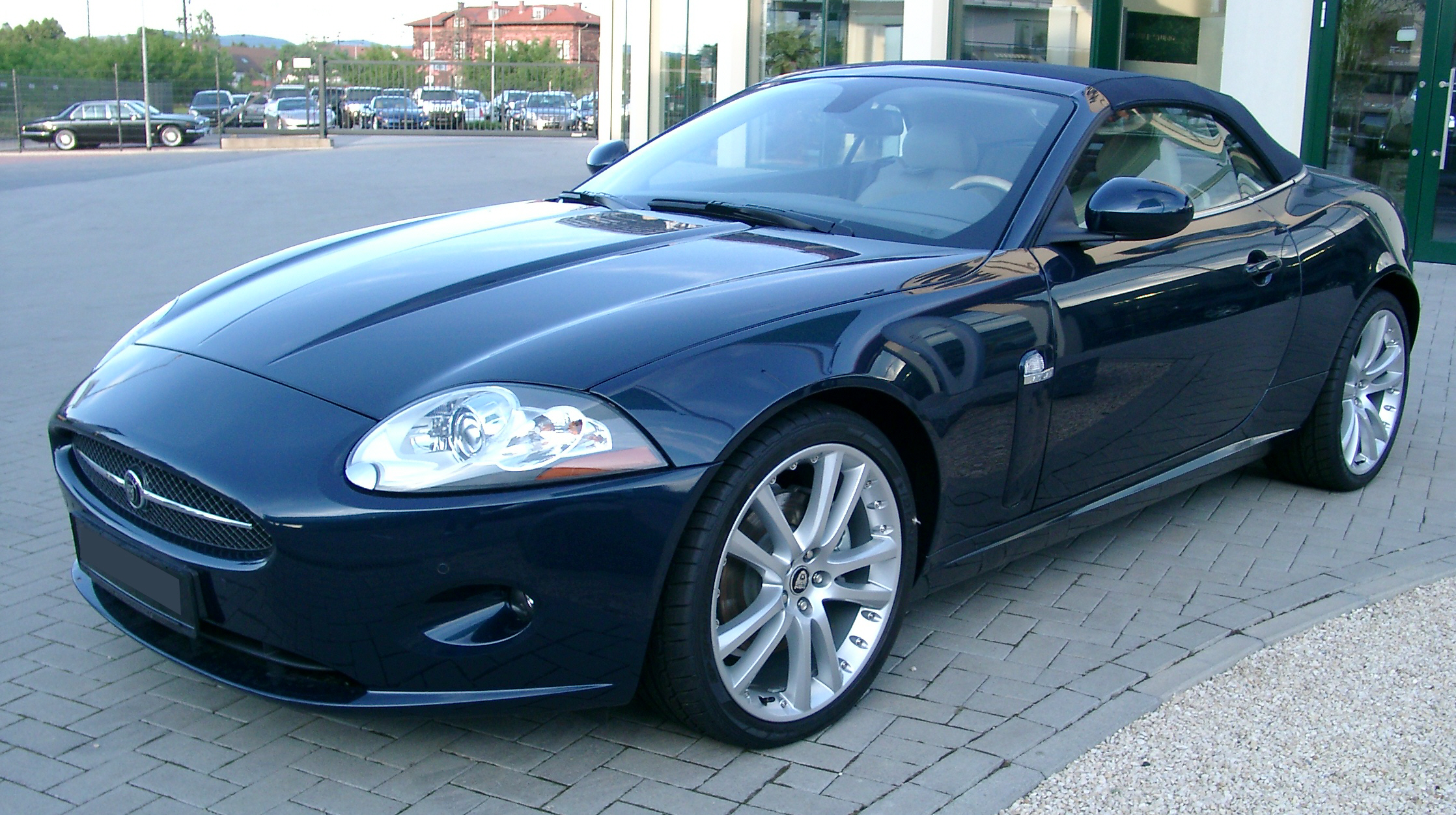 Jaguar XK8 Новые и БУ Jaguar XK8: Jaguar XK8.