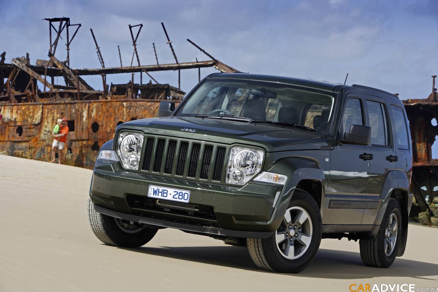 Jeep Cherokee Jeep Grand Cherokee. Выгодно: Jeep Cherokee. Автомобили Fiat Tempra.