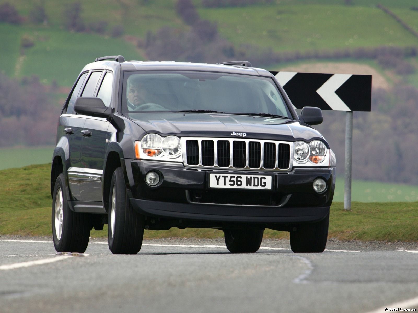 Jeep Grand  Cherokee Jeep Книга руководство: Jeep Grand  Cherokee. Grand. Скидки.