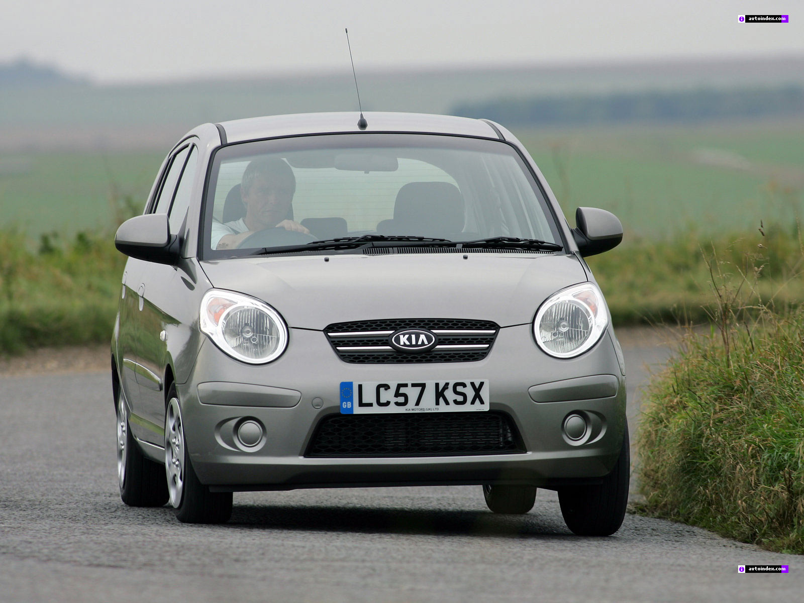 Kia Picanto Продажа автомобилей - Kia Picanto. Kia Picanto - в наличии 2009.