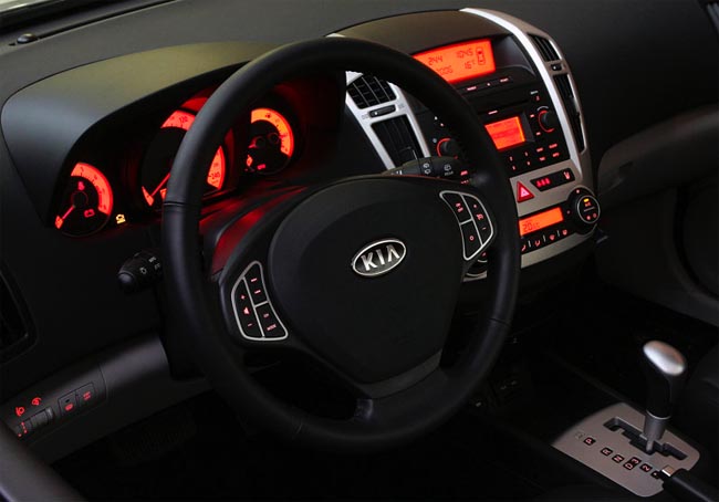 Kia Ceed Автомобили из США без посредников: Kia Ceed.