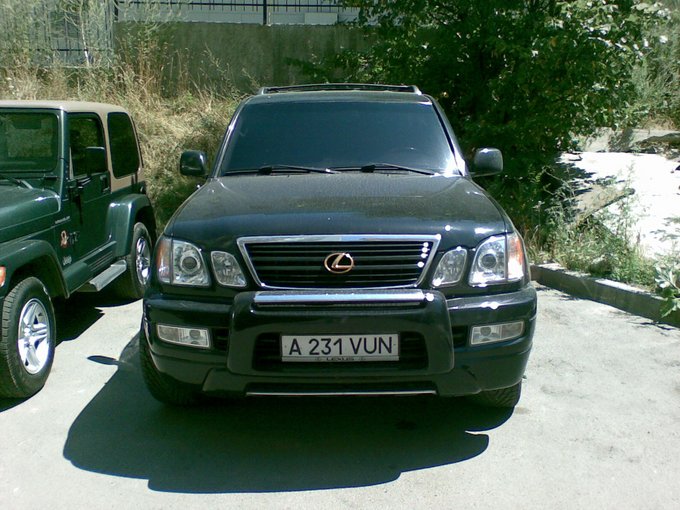 Lexus LX 470 Авто из США без посредников - Lexus LX 470.