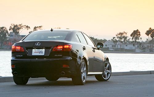 Lexus IS 250 Из рук в руки: Автомобили Lexus: Lexus IS 250.