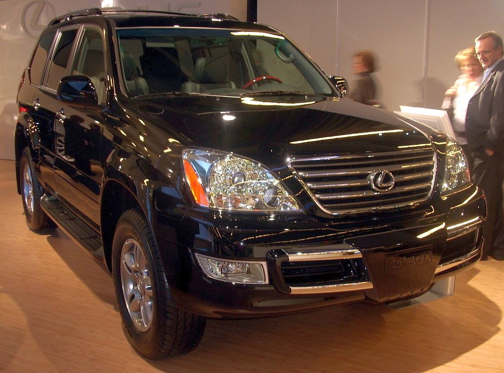 Lexus GX 470 Выбор поддержанных авто: Lexus GX 470. Машины уедут от бензина.