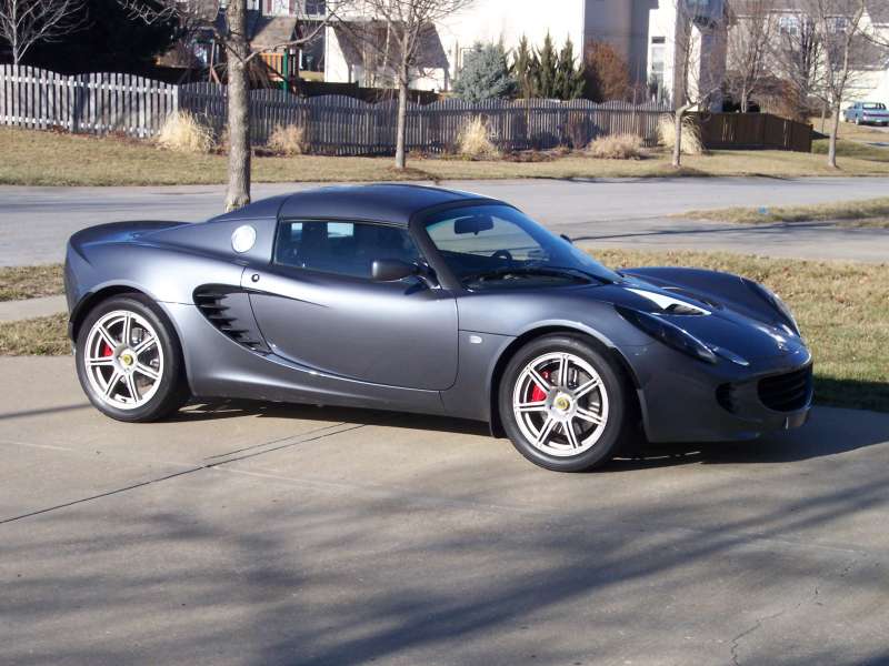 Lotus Elise Тест-драйв Lamborghini Murcielago: Lotus Elise. Новые и БУ Lotus Elise.