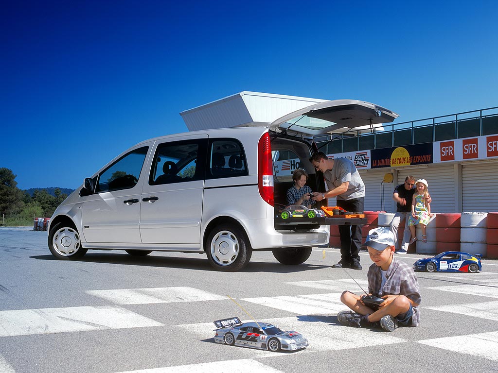 Mercedes-Benz Vaneo Все про залог Авто: Mercedes-Benz Vaneo.