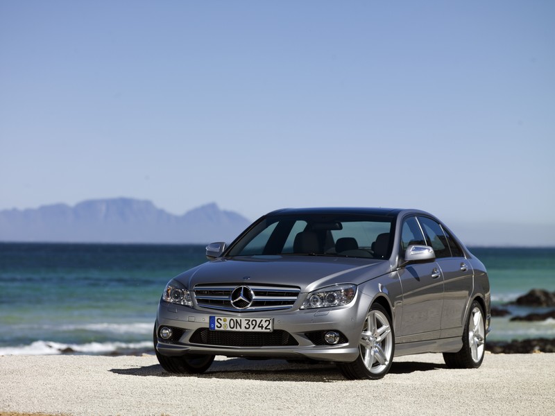 Mercedes-Benz C - Class Выгодные цены на C-класс: Mercedes-Benz C - Class.