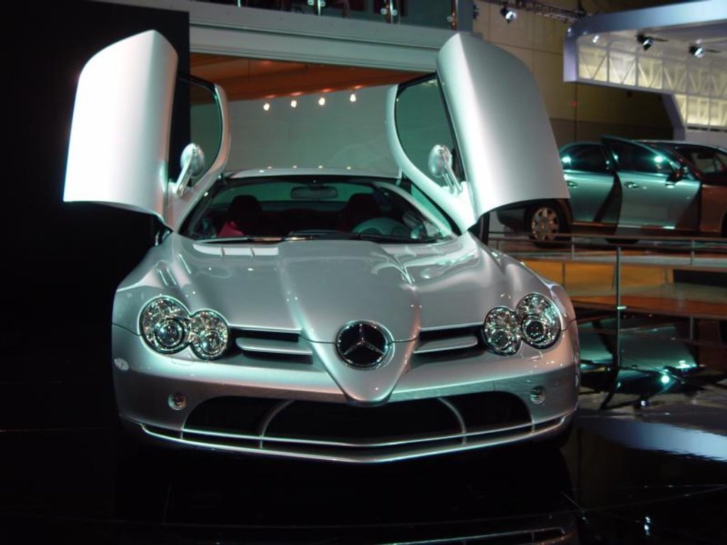 Mercedes-Benz SLR - Class BMW X6: Mercedes-Benz SLR - Class. Топ-10 Фирм по залогу авто.